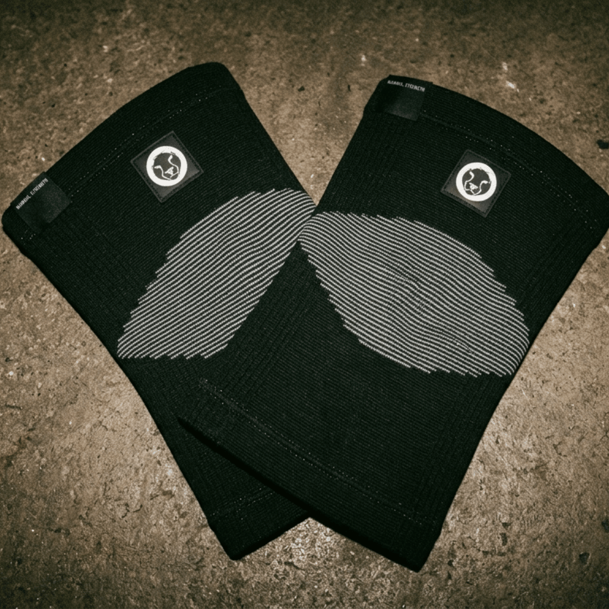 Mammal Thermal Endurance Knee Sleeves - Mammal Strength