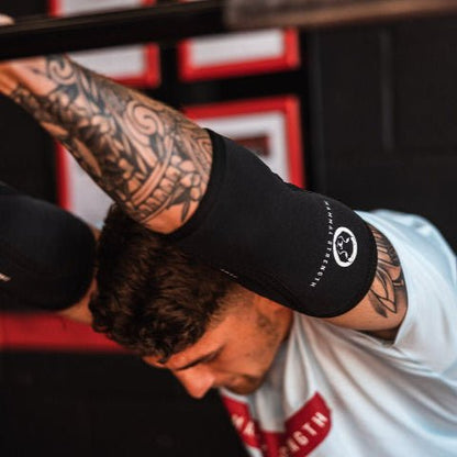 V2 5mm neoprene elbow sleeves for compression support during weightlifting – Mammal Strength