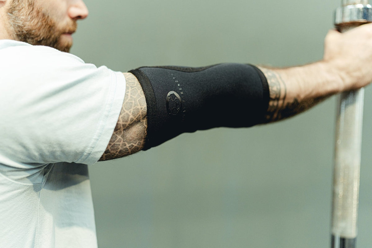 V2 5mm neoprene elbow sleeves for compression support during weightlifting – Mammal Strength